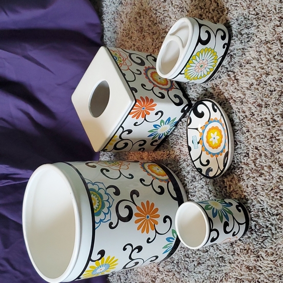 Waverly Bath Waverly Bathroom Accessories Poshmark